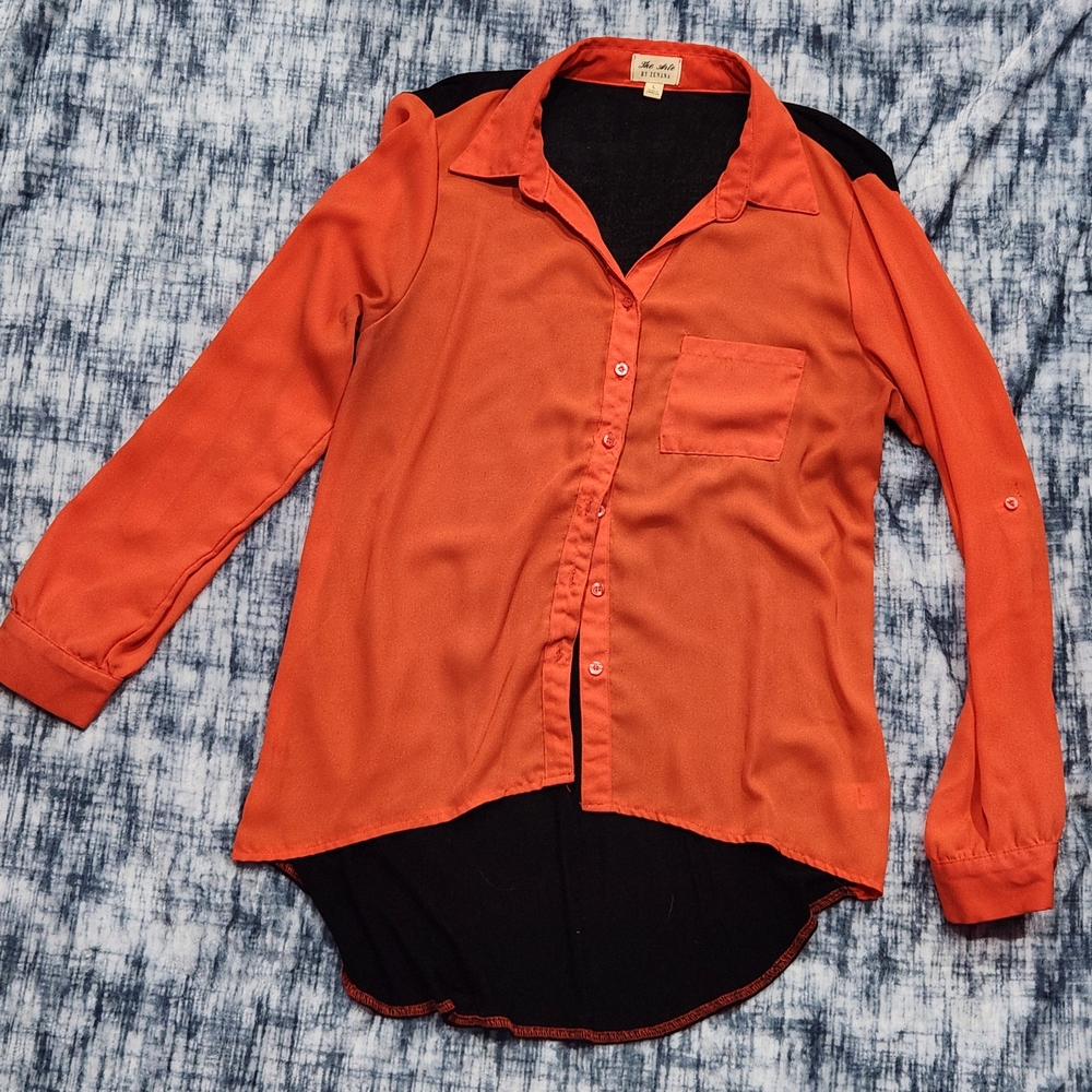 Zenana Outfitters Orange and Black Blouse